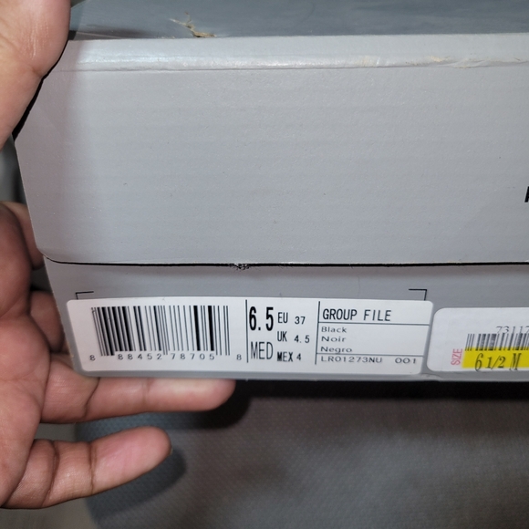 Kenneth Cole suede boots - Picture 4 of 6